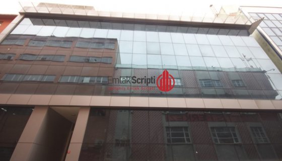 5 Katlı Asansörlü 1500 m²